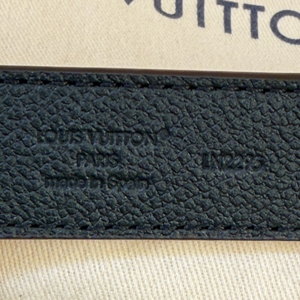 New in box Louis Vuitton Dark Brown Monogram Reversible Belt with Gold Buckle - Picture 4 of 8